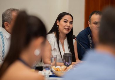 Indira Vizcaíno explica a Coparmex Manzanillo avances y retos en finanzas, salud, infraestructura, seguridad y turismo