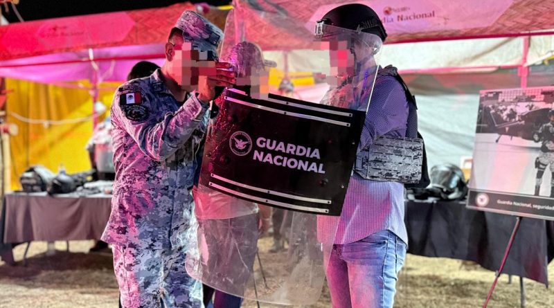 Cercanía y tradición se unen: GN interactúa con asistentes a los Festejos Charrotaurinos