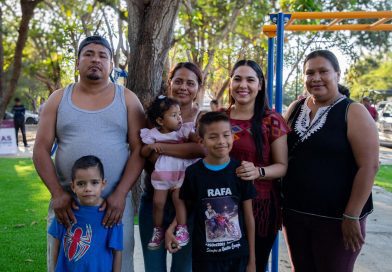 Indira Vizcaíno entrega nuevo parque lineal en la colonia Santa Amalia, en Colima