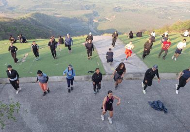 Subsejuv Colima realiza con éxito jornada social fit y senderismo en ‘La Cumbre’