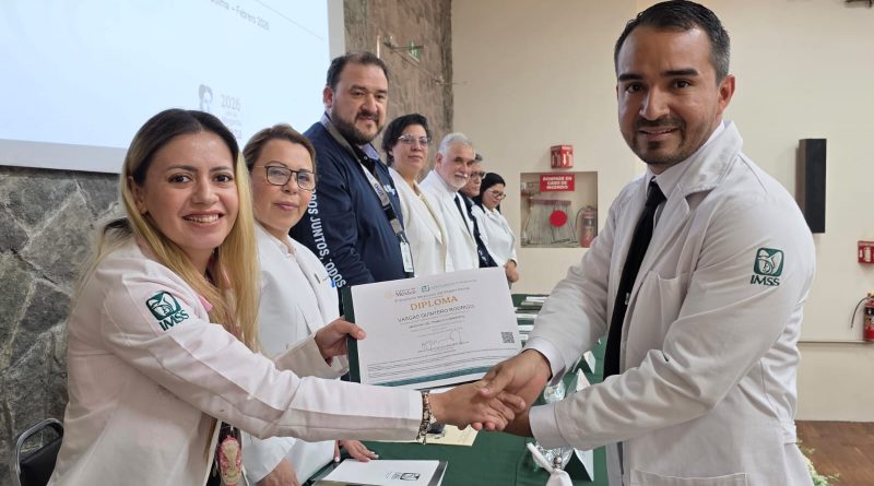Celebra IMSS Colima clausura del curso de Especialización Médica