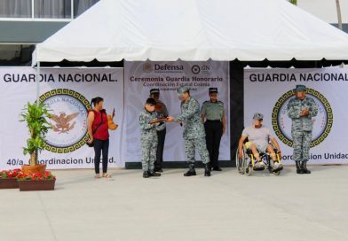 Cristian Gael de 9 años Guardia Nacional Honorario en Colima