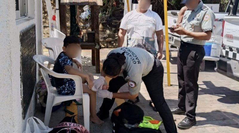Auxilia Guardia Nacional a menor en playa de Manzanillo