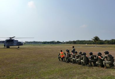 Marina fortalece capacidades operativas de adiestramiento especializado en soga rápida en Veracruz