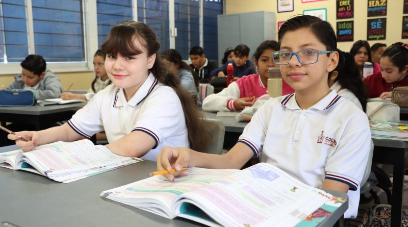 Regresan a clases más de 120 mil estudiantes de educación básica en Colima