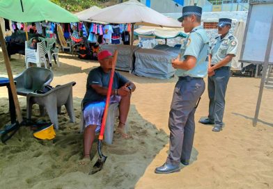 Guardia Nacional realiza acciones de proximidad social para reforzar la seguridad en playas de Manzanillo