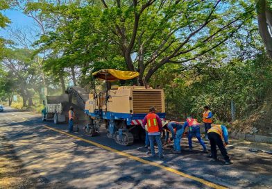 Dan mantenimiento a libramiento Comala