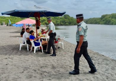 Refuerza Guardia Nacional seguridad en playas del estado de Colima