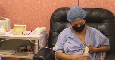 Salud reconoce a madres donantes de leche materna por salvas vidas de bebés vulnerables