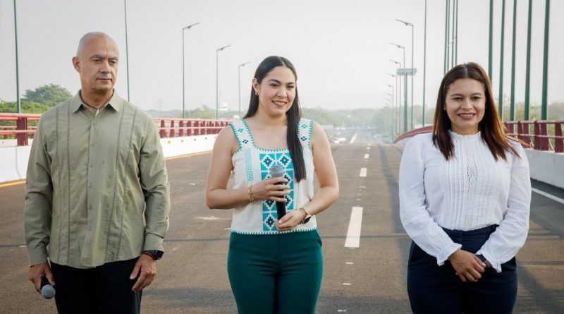 Indira Vizcaíno y titular de SICT inauguraron Arco Sur de Colima en enlace con Presidenta Claudia Sheinbaum