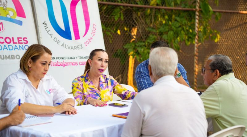 Atiende Tey a 80 personas en  Miércoles Ciudadano