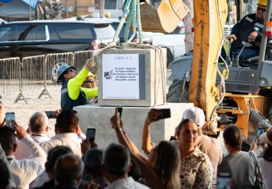 Indira Vizcaíno y Claudia Sheinbaum colocan primera piedra del Hospital de Especialidades IMSS Manzanillo