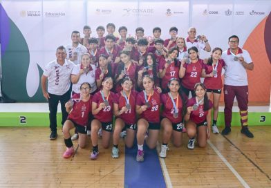 Medalla de bronce para femenil y varonil Colima en Juegos Nacionales de Educación Básica