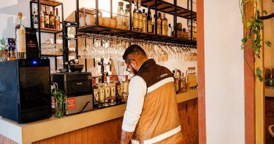 Salud alerta sobre riesgos de bebidas adulteradas durante el mundial 2026