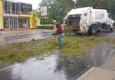 Lluvias provocando afectaciones en vialidades del centro y sur de Colima