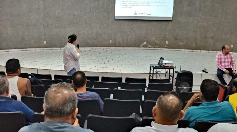 Movilidad y taxistas acuerdan mejorar servicio de transporte público en el estado