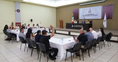 Congreso de Colima incorpora cuatro carreras de la UIC a la Ley de Profesiones del Estado