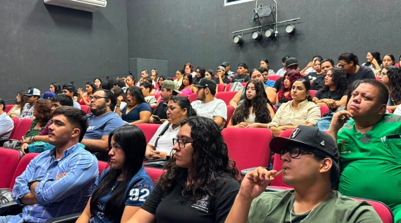 Salud capacita a veterinarios para reforzar prevención y control de la rabia en el estado