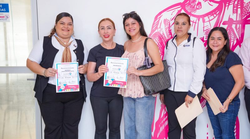 Participan más de 100 estudiantes en Taller de Prácticas del Juzgado Cívico de VdeA