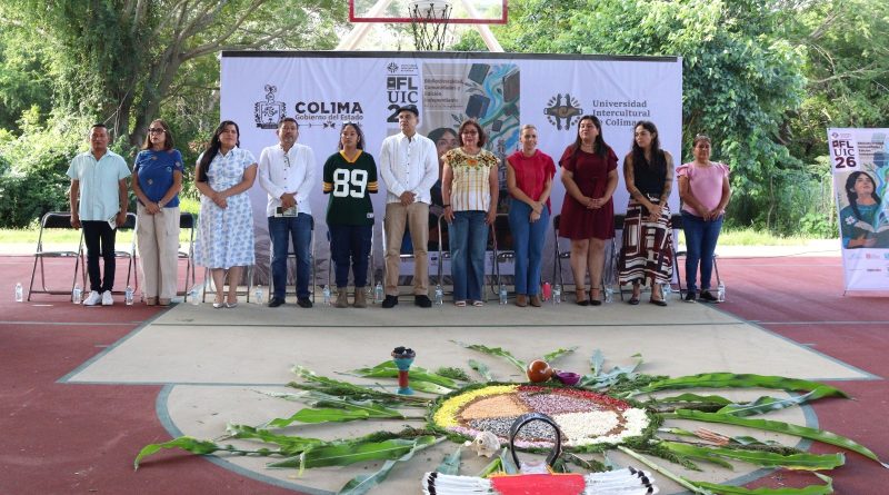 Inaugura Feria del Libro de la Universidad Intercultural en Comala