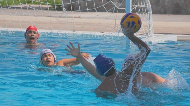 Gobierno del Estado amplía oferta  deportivo como polo acuático y actividades de natación