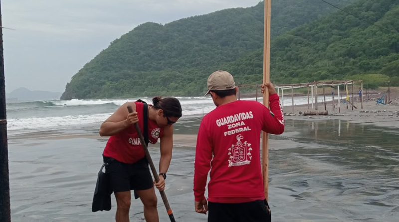 Cierran Puerto de Manzanillo y todas las playas del litoral colimenses ante huracán «Polo»:UEPC