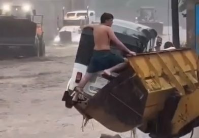 Manzanillo bajo el agua