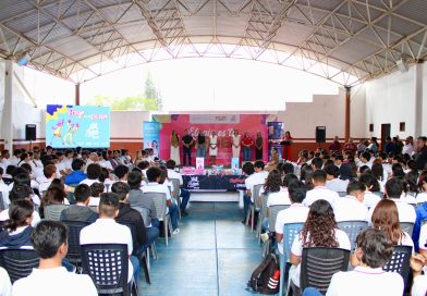 Gobierno del Estado promueve prevención del embarazo adolescente con charla «Elegir es tu poder»