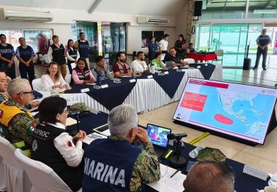 Huracán «Trudy» se aleja de costas colimenses pero continuarán las lluvias