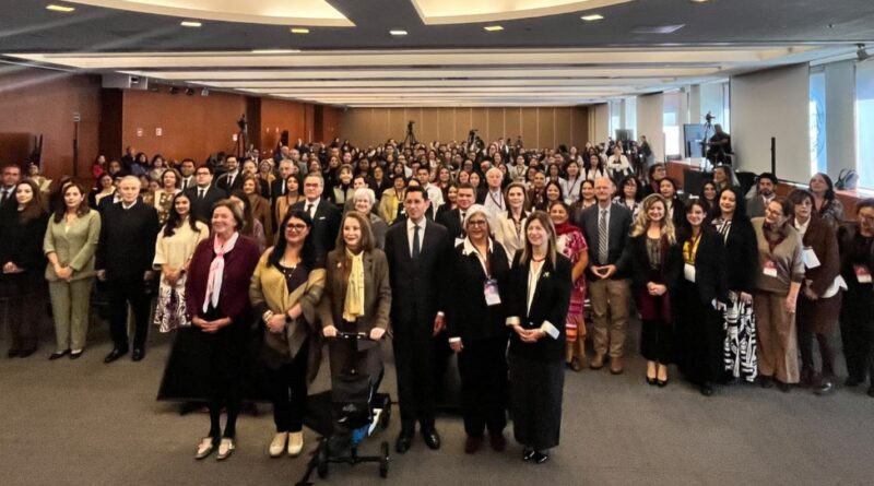 Gobierno de Indira Vizcaíno fortalece estrategias de prevención de violencia y el cuidado de las mujeres de Colima